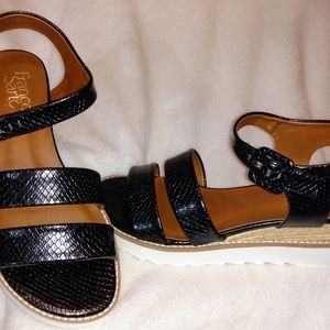 Franco Sarto Black Faux Leather Colton Sandals Women's size 7.5